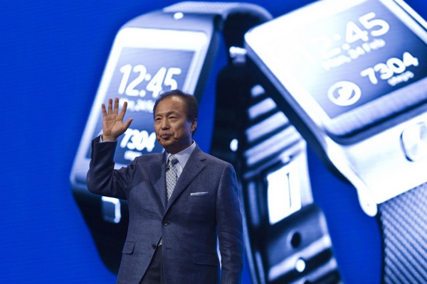 Samsung «умные» часы с поддержкой SIM