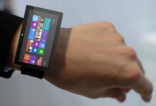 Внешне умные часы Microsoft будут похожи на Samsung Gear Fit