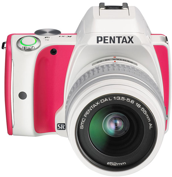 В комплект поставки камер Pentax K-S1 Sweets Collection будут включены белые объективы SMC DA L 18-55mm f/3.5-5.6
