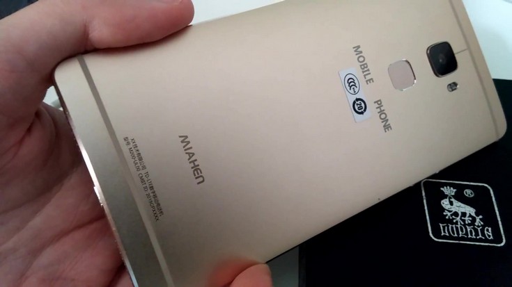 Прототип смартфона Huawei Mate 8 запечатлели на видео