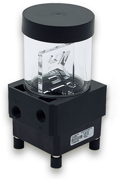 Емкость для охлаждающей жидкости изготовлена из пластика ABS и акрилового пластика