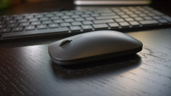 Комплект из клавиатуры и мыши Microsoft Designer Bluetooth Desktop стоит $100