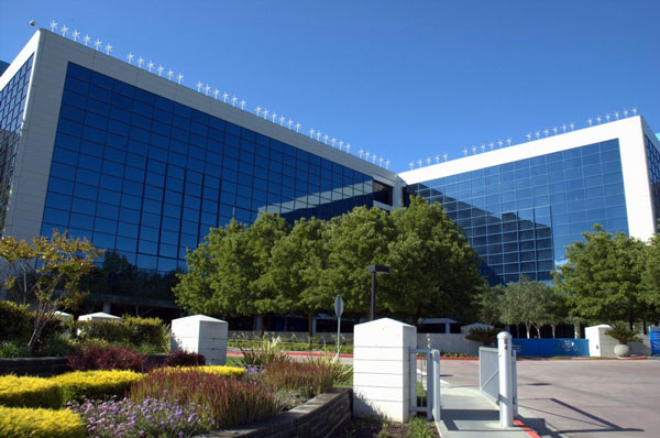На крыше штаб-квартиры Intel появилось 58 ветряков