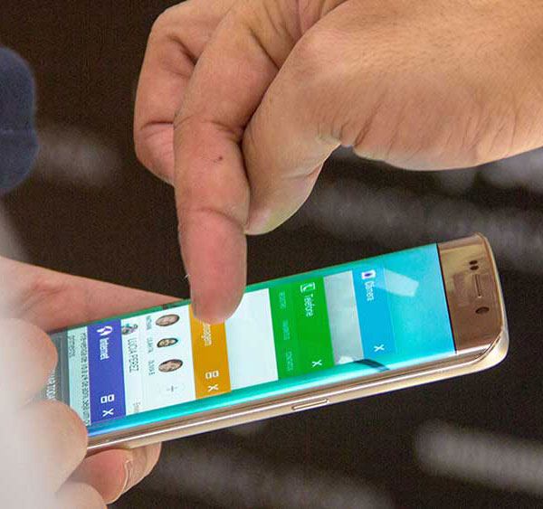 В следующих смартфонах Apple ожидается появление экранов OLED