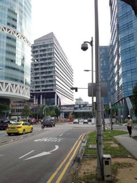Сингапур готовится к внедрению беспилотных автомобилей