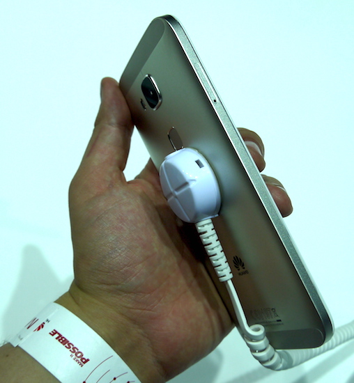 Дизайн Huawei G8 заметно отличается от Mate S
