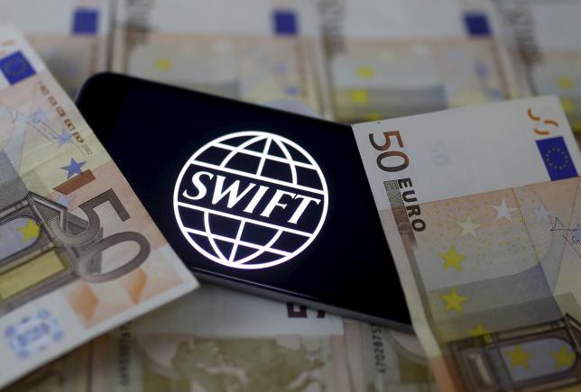 Хакерам, взломавшим SWIFT, удалось похитить десятки миллионов долларов
