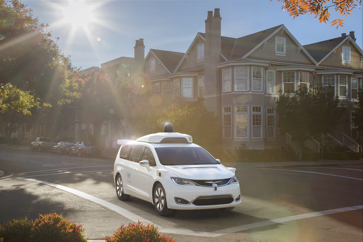 Google в лице Waymo получит 100 беспилотных машин Chrysler Pacifica