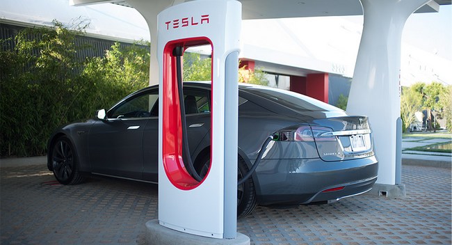 Мощность зарядных станций Tesla Supercharger будет многократно увеличена