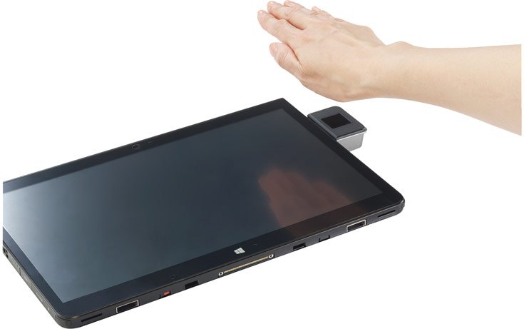 Опционально Fujitsu Stylistic Q736 поддерживает карты SmartCard и бесконтактные технологии нового поколения
