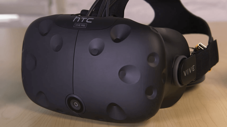 HTC представила шлем Vive Pre, который скрасит ожидание потребительской версии