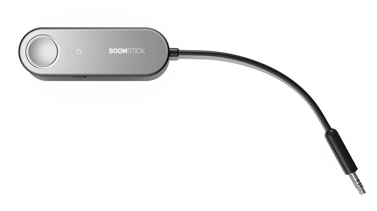 Работу BoomStick обеспечивает встроенный аккумулятор