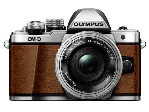 Камера Olympus OM-D E-M10 Mark II Limited Edition отделана кожзаменителем