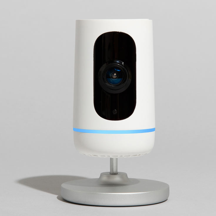 Vivint Ping — первая камера для внутренних систем видеонаблюдения с функцией голосовой связи, активируемой одним прикосновением