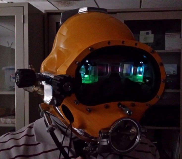 Прототип шлема с микродисплеями уже готов для тестирования
