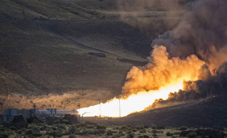 NASA провела завершающее испытание бустера ракеты-носителя SLS