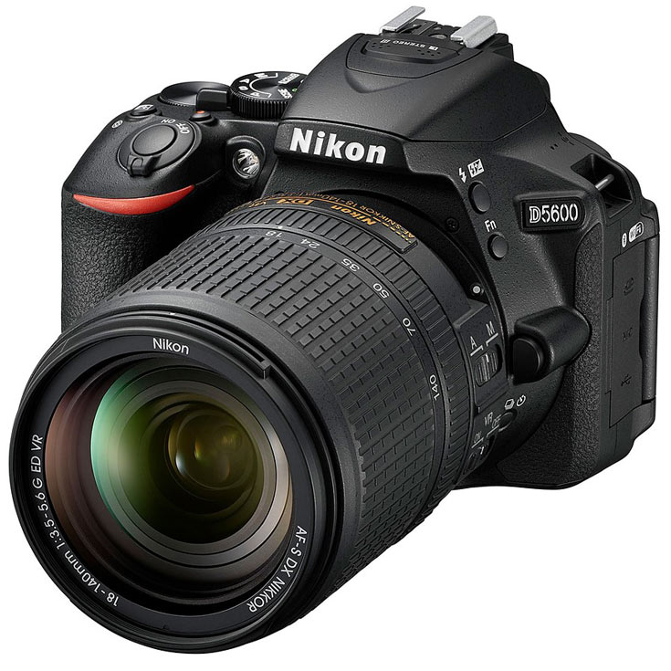 Камера Nikon D5600