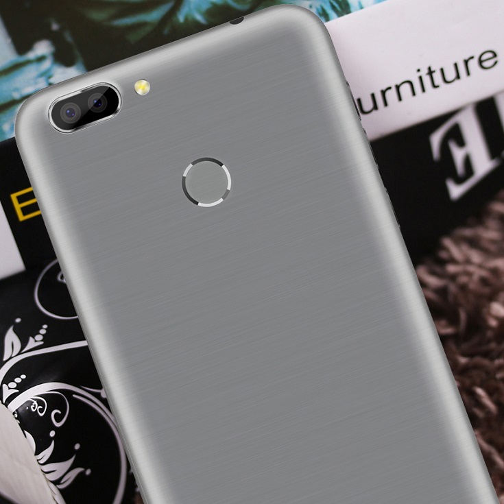 Смартфон Oukitel U20 Plus появится в продаже менее, чем через две недели