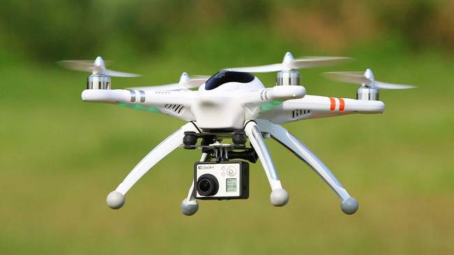 В Швеции запретили использование дронов с камерами