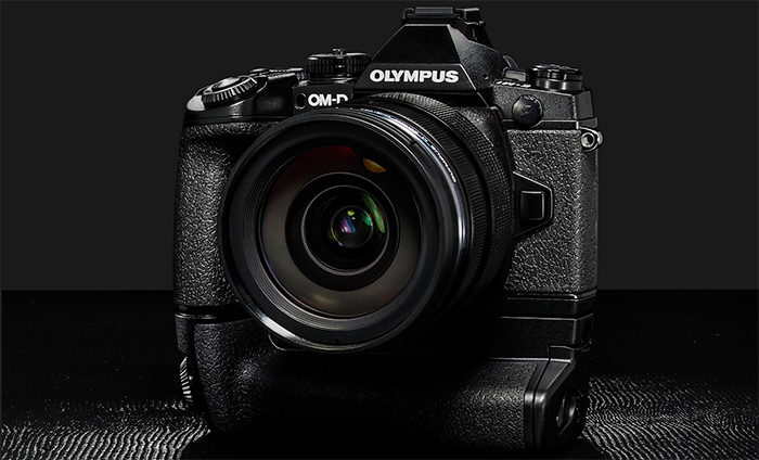 Поставки камер Olympus OM-D E-M1 II и Panasonic Lumix DMC-GH5 начнутся не раньше 2017 года