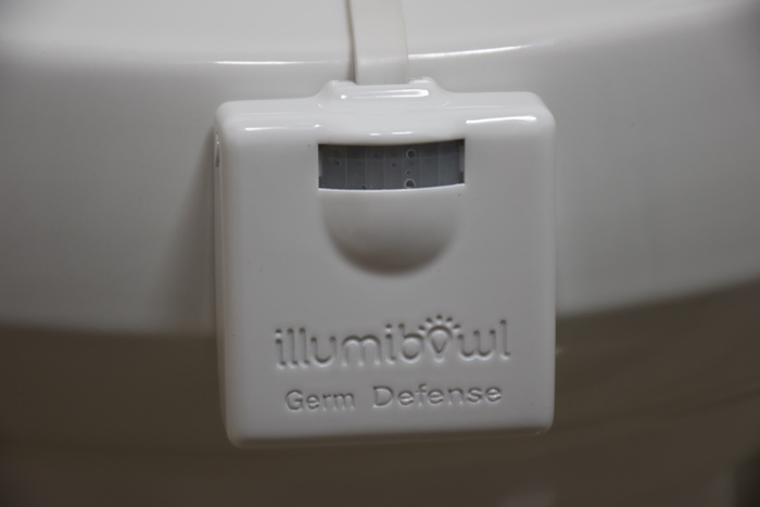 Подсветка для унитаза IllumiBowl борется с микробами