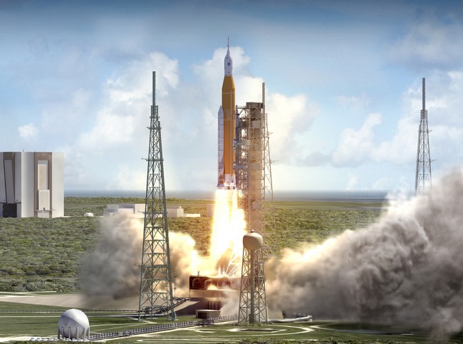 Первый запуск ракеты-носителя Space Launch System отложили на 2019 год