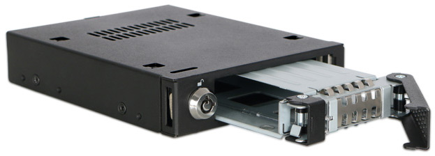 Icy Dock MB601VK-B устанавливается в отсек для дисковода типоразмера 3,5 дюйма