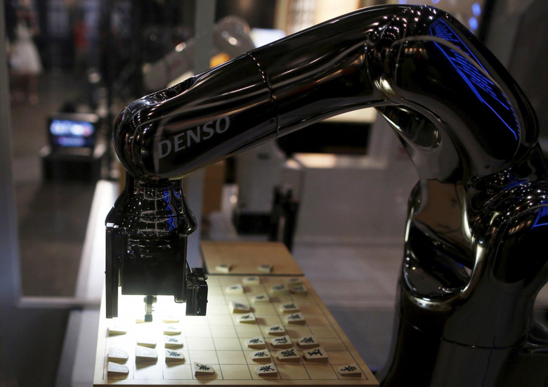 Японская компания Denso выпускает компоненты для автомобилей