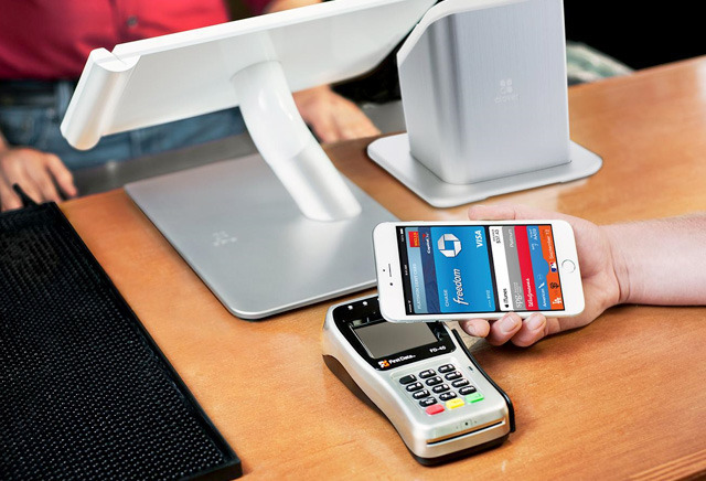 Количество транзакций платёжного сервиса Apple Pay за год выросло в шесть раз