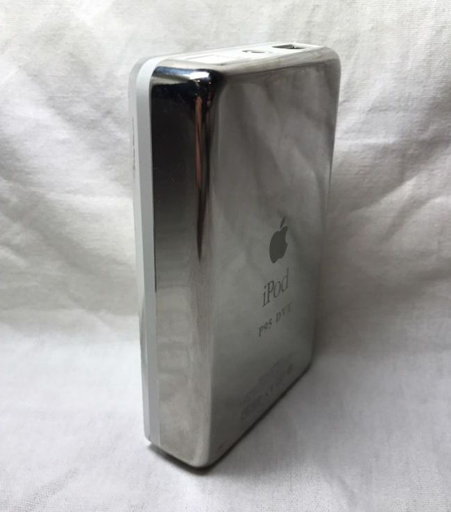 Прототип iPod 2002 года выставлен на eBay почти за $100 тыс.