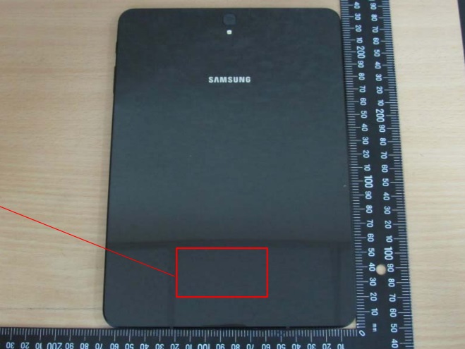 Тыльная сторона планшета Samsung Galaxy Tab S3 будет прикрыта стеклом