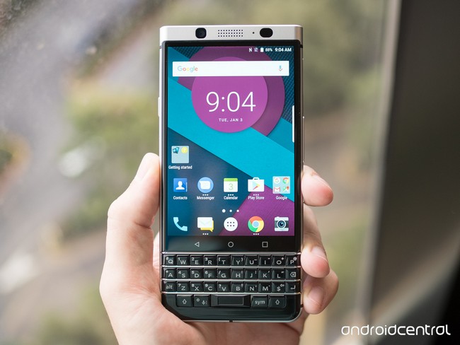 Смартфон BlackBerry Mercury представят только на MWC 2017, опубликованы новые фотографии