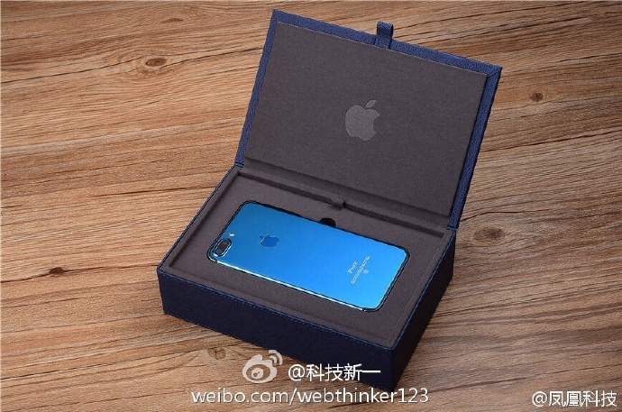 Опубликованы изображения смартфона iPhone 7 в цвете Blue Shade