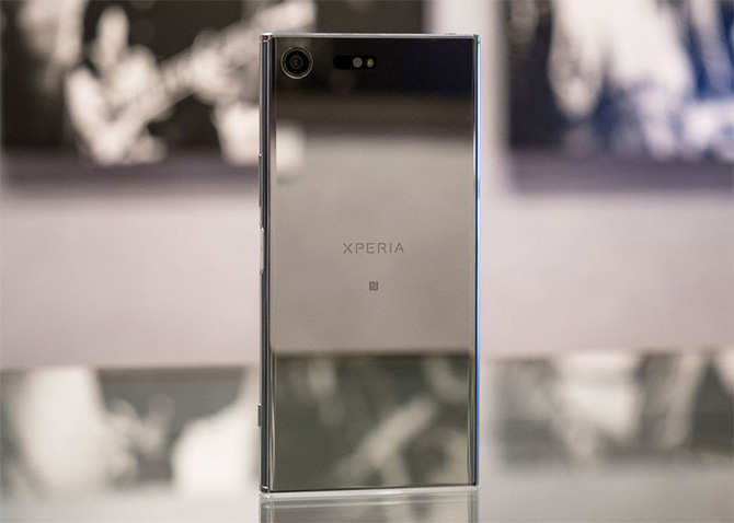 Купить Sony Xperia XZ Premium можно будет в начале мая