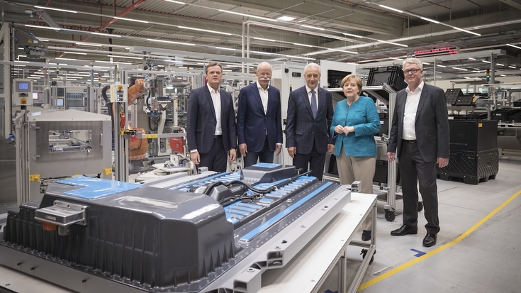 Daimler расширит производственные мощности по выпуску автомобильных АКБ