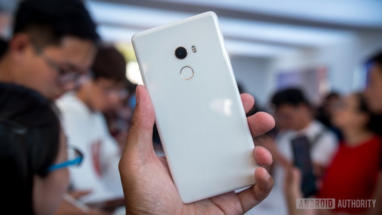 Xiaomi Mi Mix 2 будет доступен в белом цвете