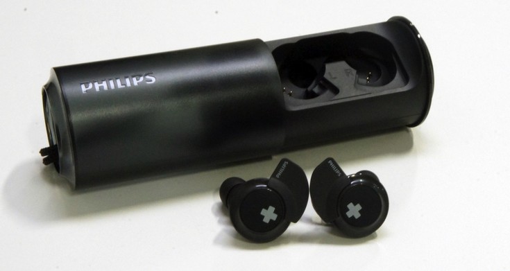 Philips предлагает полностью беспроводные наушники Bass+ True Wireless Headphones за 130 долларов