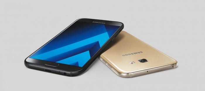 Смартфоны Samsung Galaxy A (2018) могут получить поддержку Bixby и соответствующую аппаратную кнопку