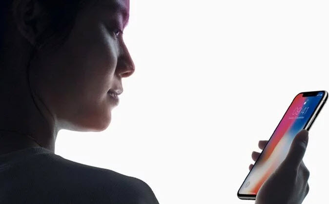 Apple заявляет, что скептицизм в адрес системы Face ID исчезнет после выхода iPhone X