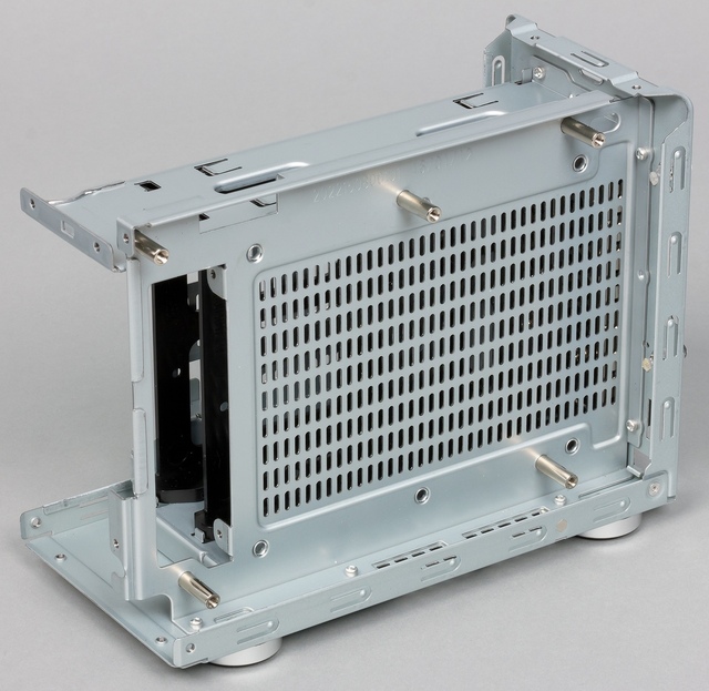 Конструкция Thecus N2810