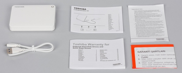 Комплект поставки Toshiba Canvio Connect II