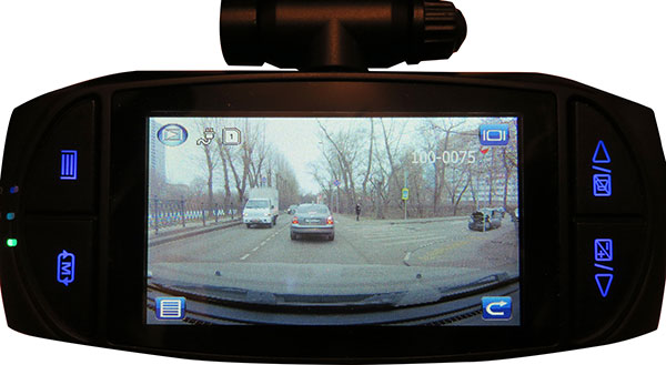 Автомобильный видеорегистратор Harper Pro View 7751GPS