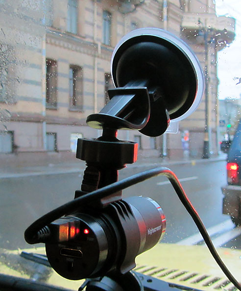 Автомобильный видеорегистратор Highscreen Black Box Outdoor