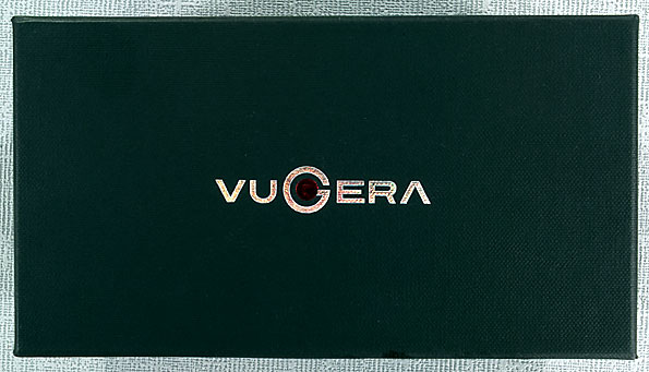 Автомобильный видеорегистратор Vugera VG-20S
