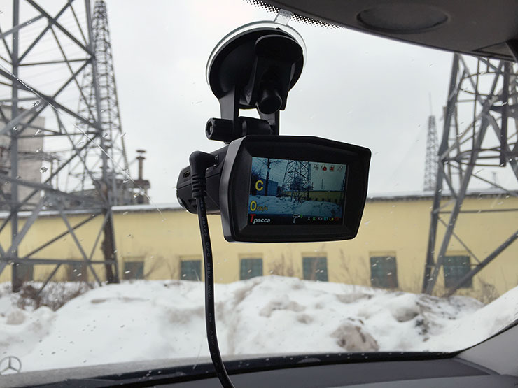 ����������������, �����-�������� � GPS-���������� Stonelock Phoenix