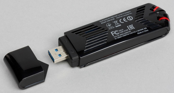 Внешний вид Asus USB-AC68