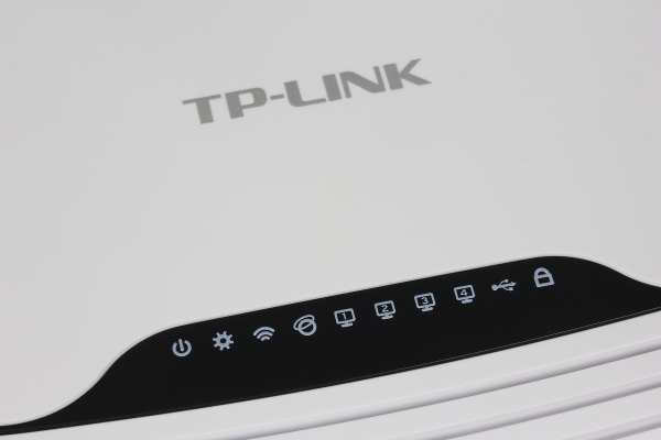 Внешний вид TP-Link TL-WR842ND(RU)