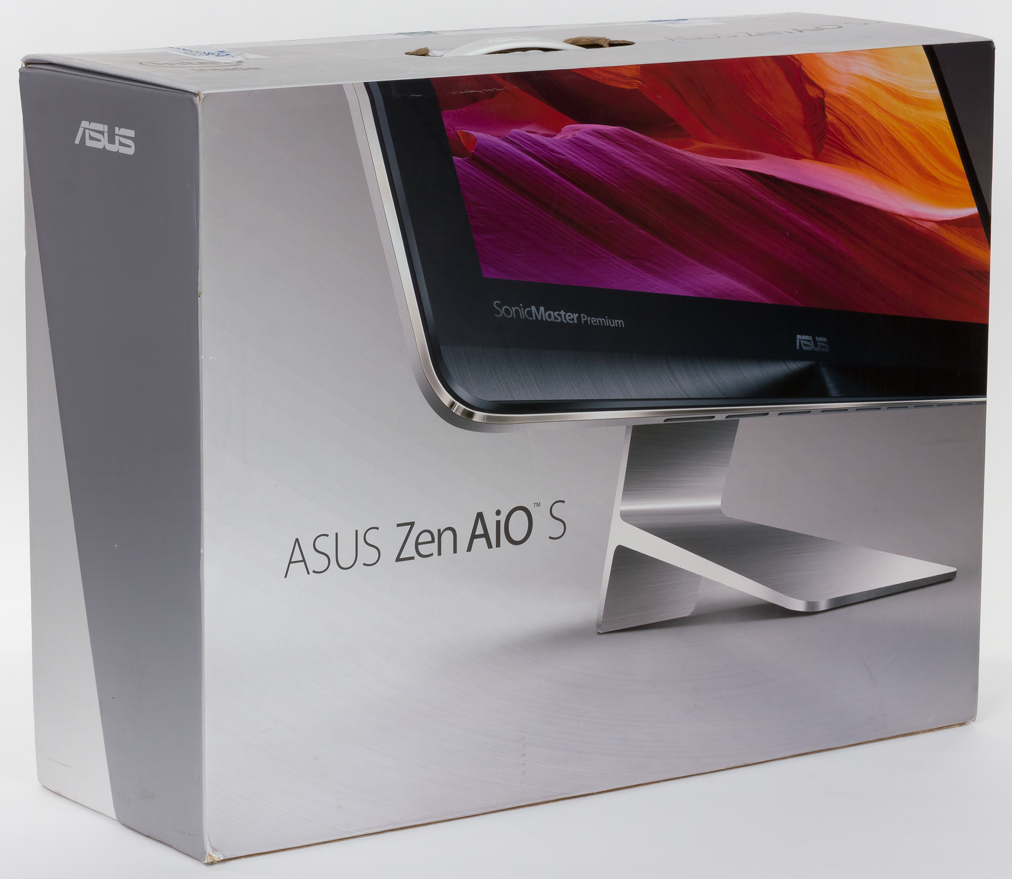 Моноблок Asus Zen AiO Pro Z220IC поставляется во внушительной по размерам к...