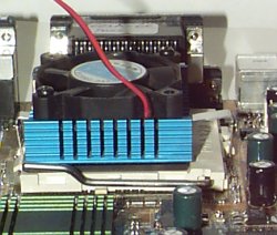 Крепко сидящий кулер от Pentium на Celeron 366
