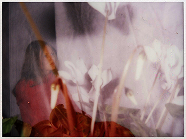 Фотокамера Fujifilm instax mini 90 Neo Classic с мгновенной печатью снимков